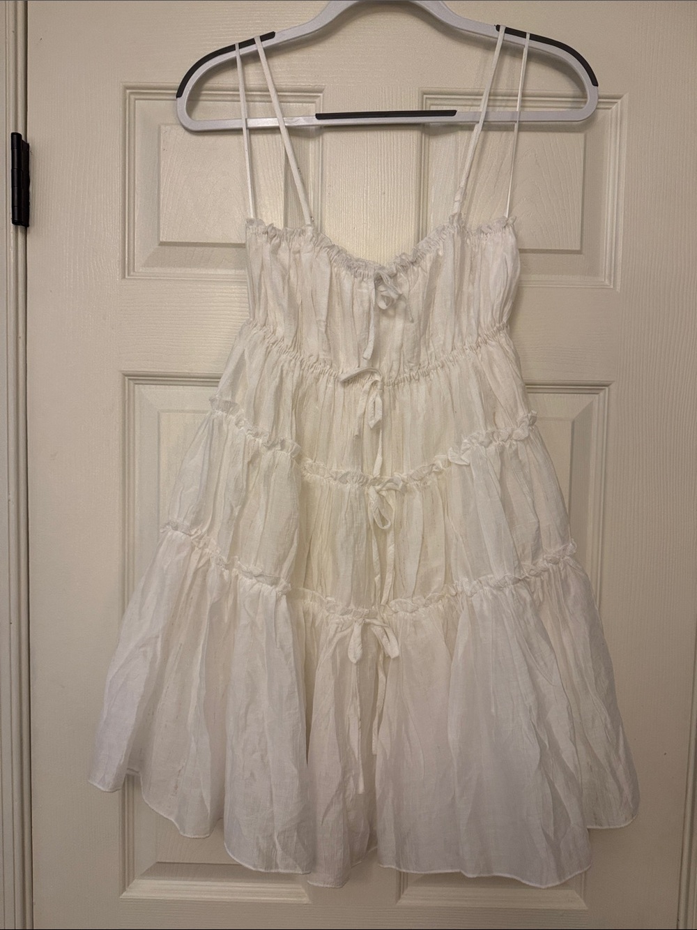 NWT All in Favor Tiered off white dress size medium